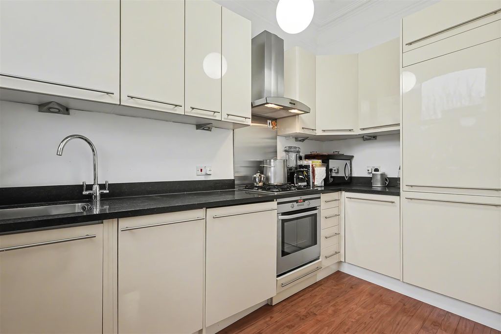 Property photo 3 of 10 3.Jpg