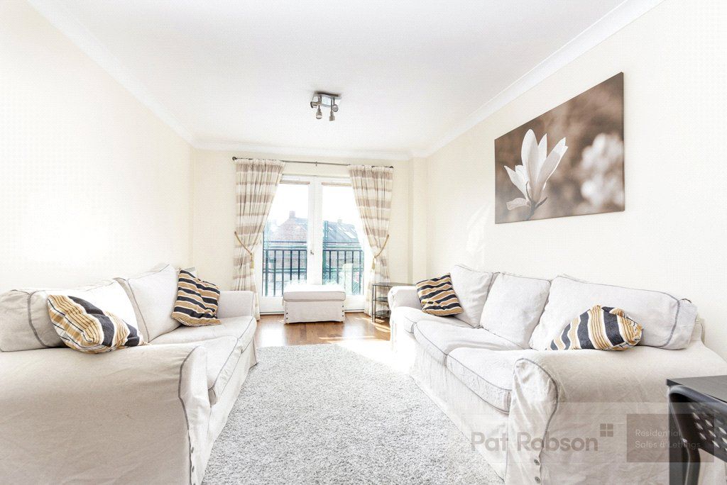 Property photo 3 of 8 Picture 3