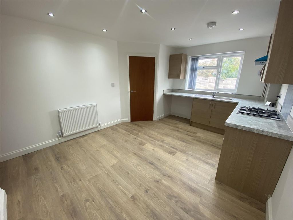 Property photo 3 of 13 20Qw3Cxz00Urgn6Suvgwqa.Jpg