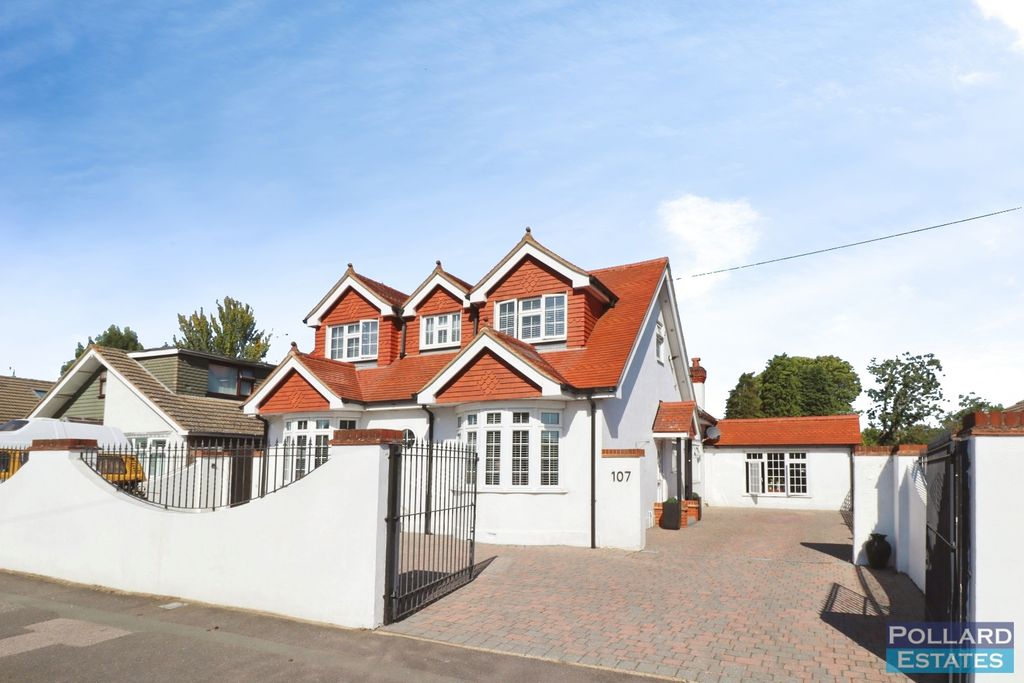Property photo 1 of 38 Pbox-Img.Jpg