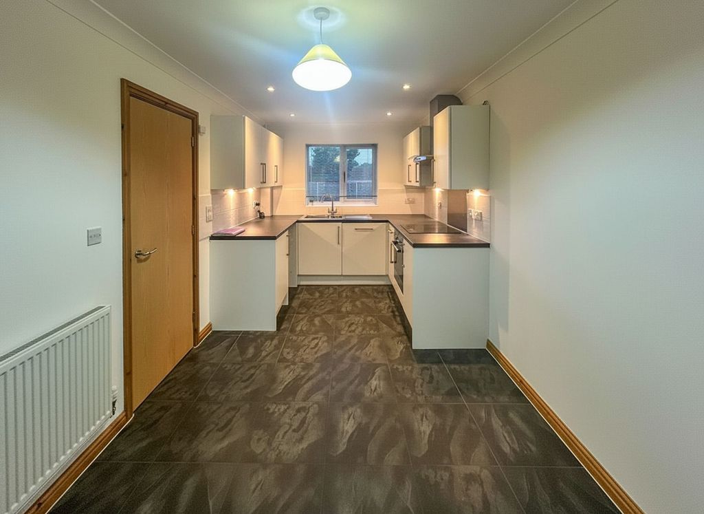 Property photo 2 of 12 Kitchen/Diner