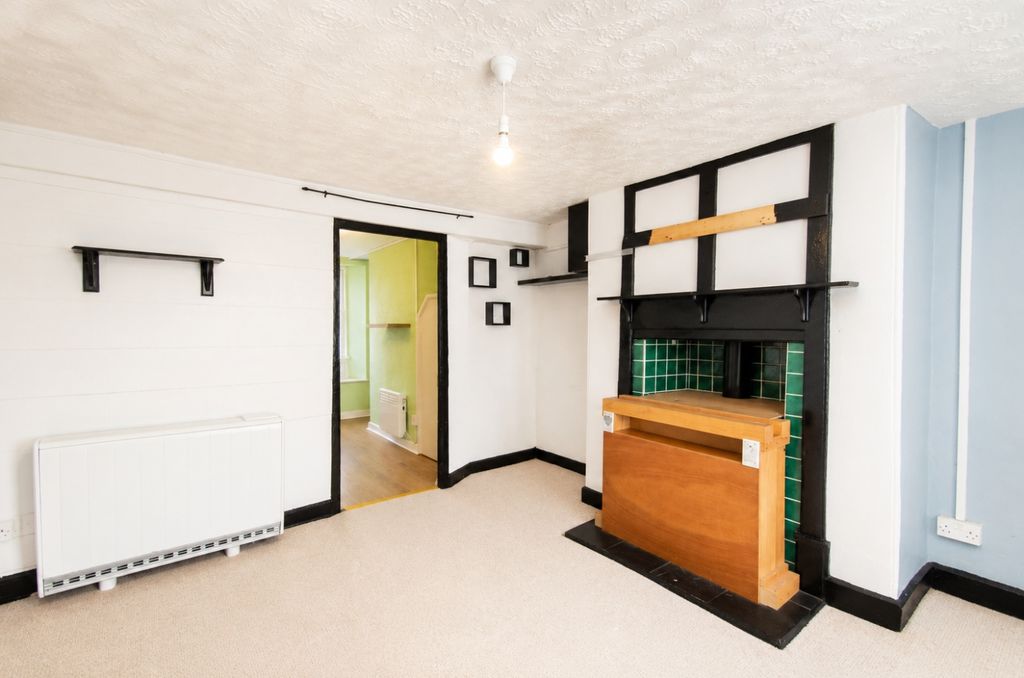 Property photo 3 of 8 871F55d4-078F-4B4E-8E9E-B90F023F55d7