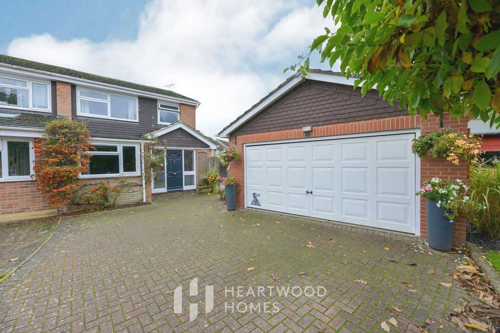 Property photo 1 of 28