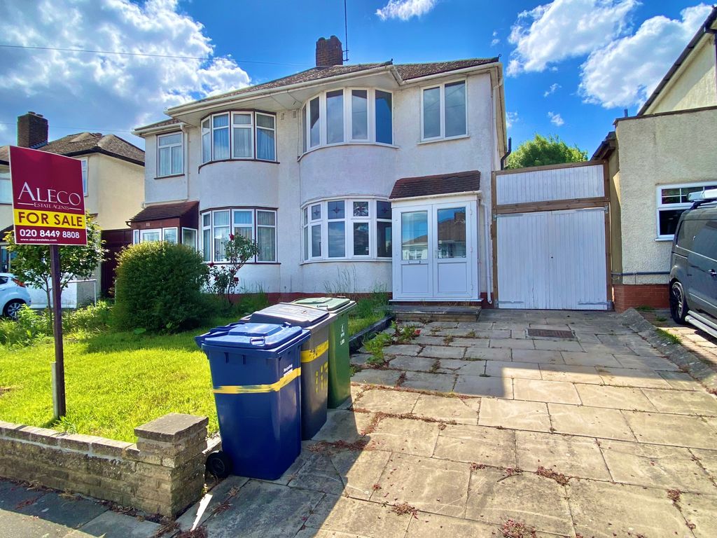 Property photo 1 of 13