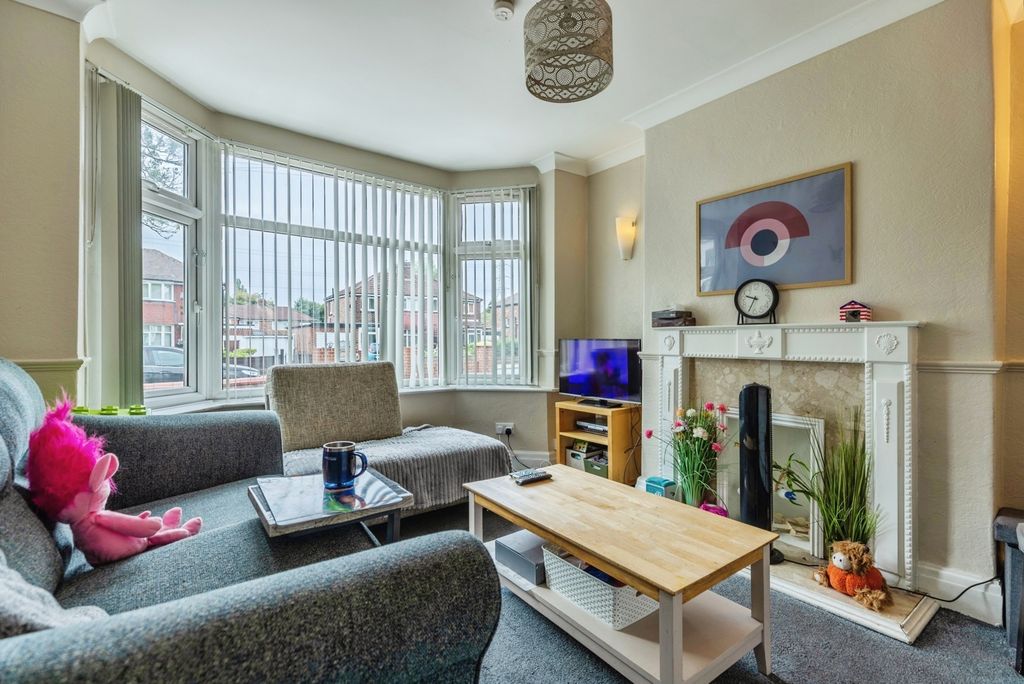 Property photo 2 of 19 Pbox-Img.Jpg