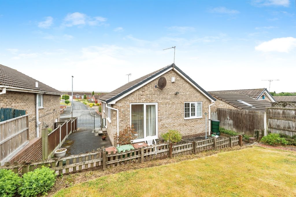 Property photo 1 of 16