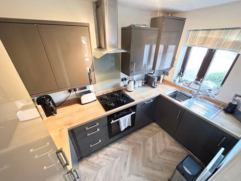 Property photo 2 of 19 Photo 8