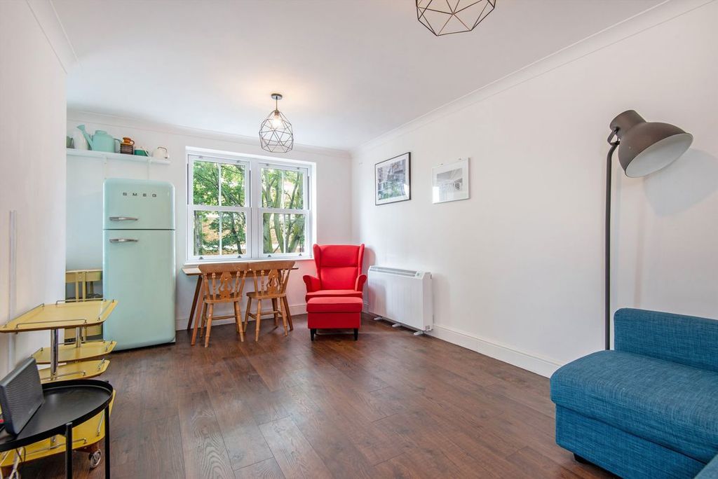 Property photo 2 of 5
