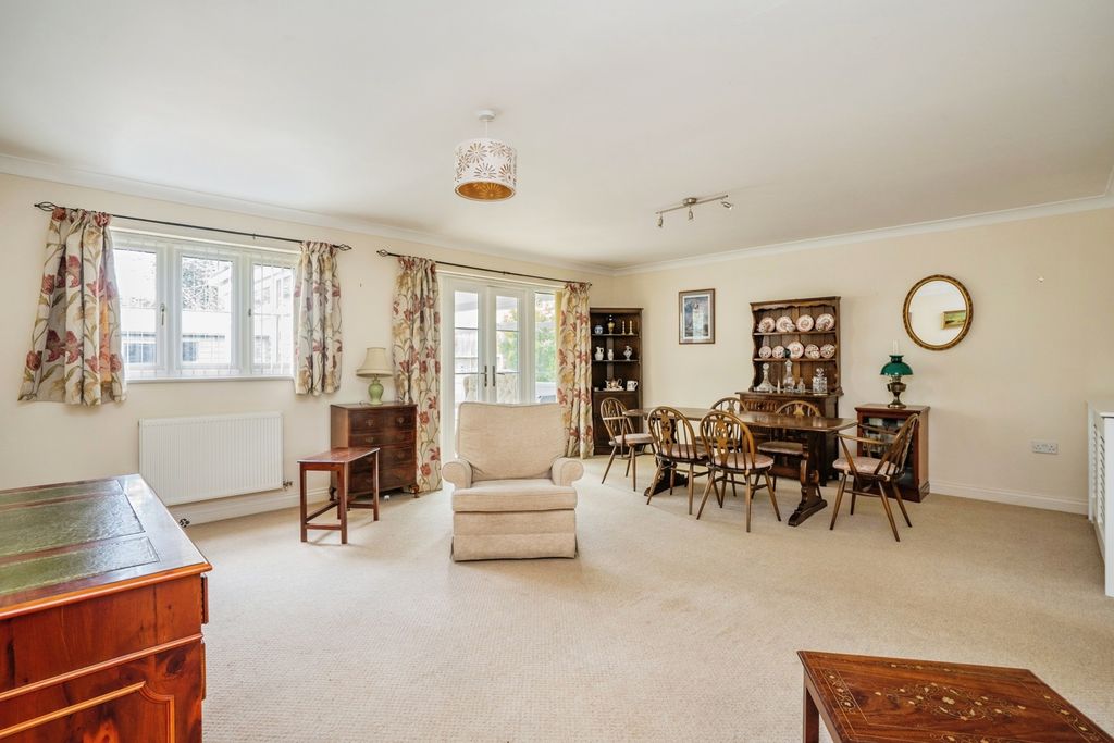 Property photo 3 of 19 Pbox-Img.Jpg