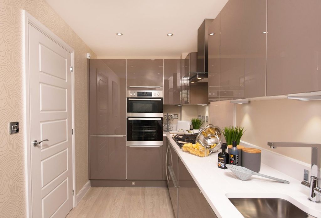 Property photo 3 of 8 Stambourne Kitchen