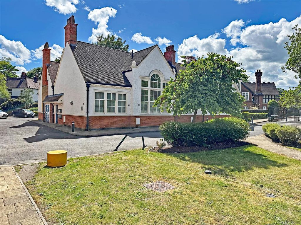 Property photo 1 of 16