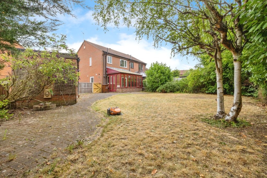 Property photo 2 of 16
