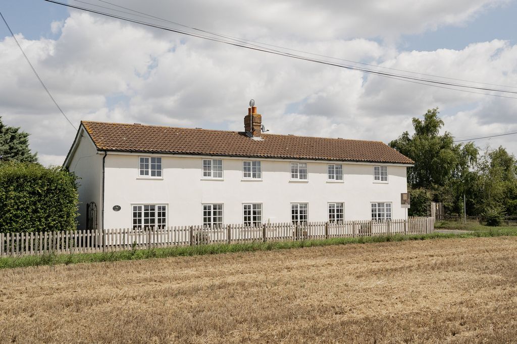 Property photo 1 of 27