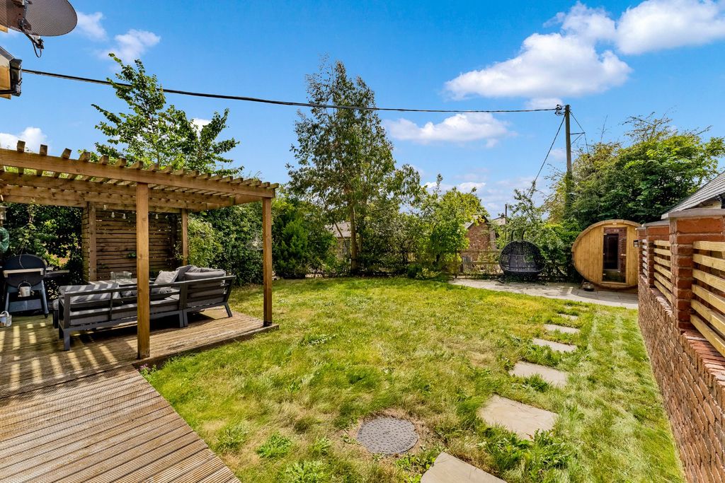 Property photo 3 of 30 Picture No. 26