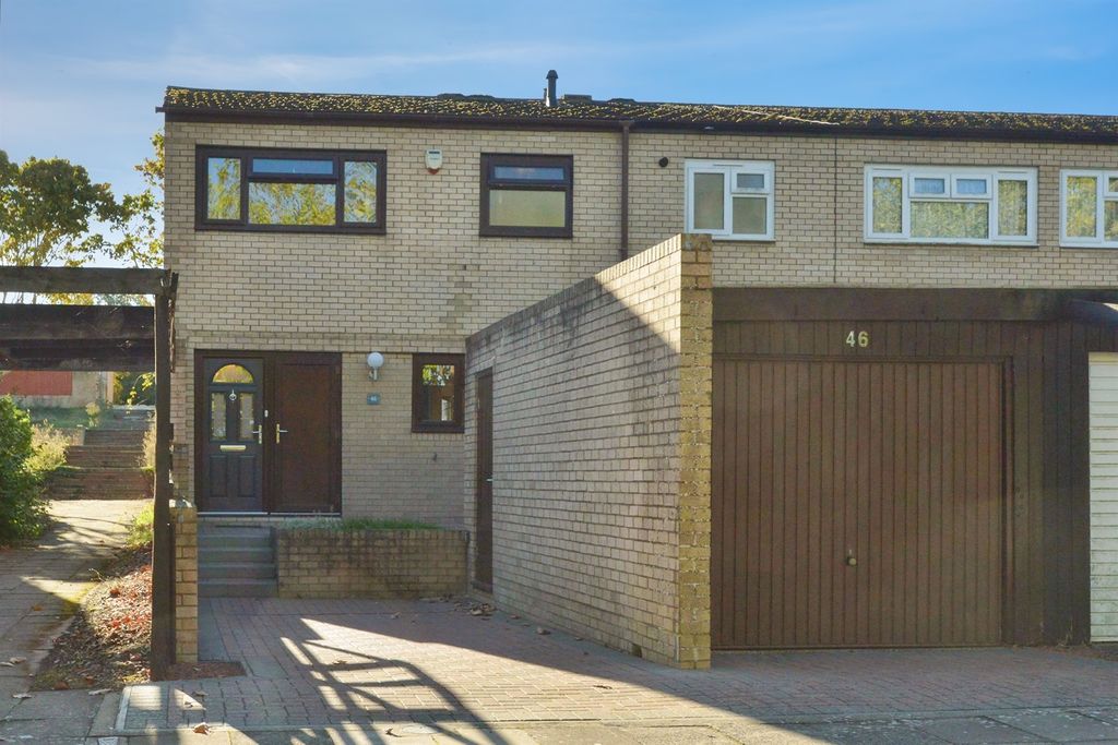 Property photo 1 of 18