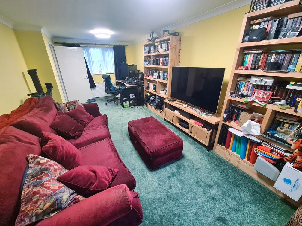 Property photo 2 of 11