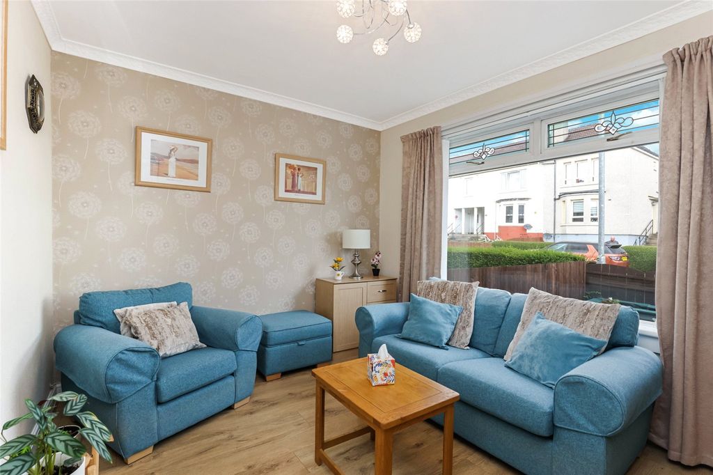 Property photo 3 of 18 Picture No. 04