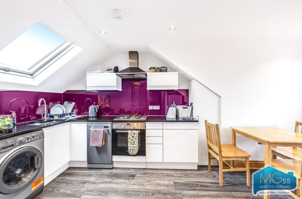 Property photo 1 of 7 Picture No. 14