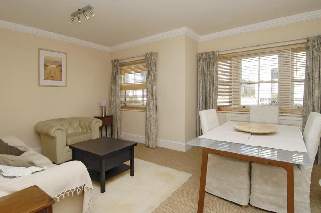 Property photo 2 of 3 Internal