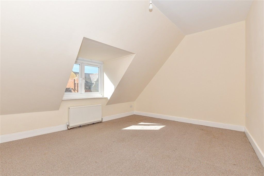 Property photo 1 of 10 Bedroom 1