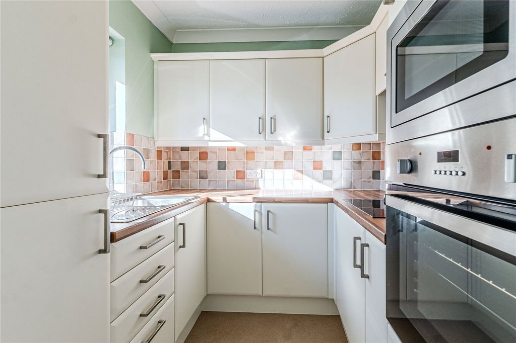 Property photo 3 of 10 Picture No. 07