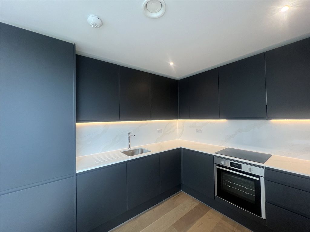 Property photo 3 of 8 Picture No. 02