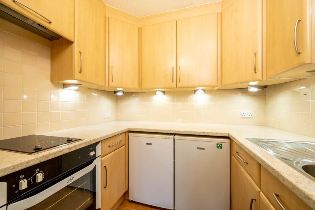 Property photo 3 of 11
