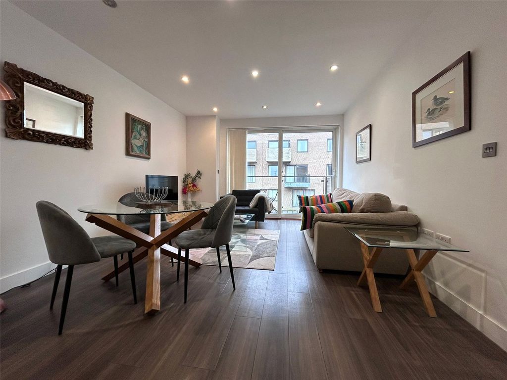 Property photo 1 of 5 Picture No. 04