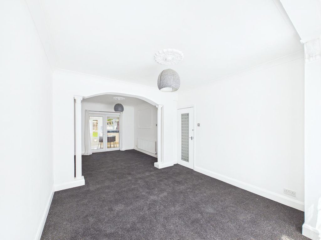 Property photo 3 of 23 Photo 5