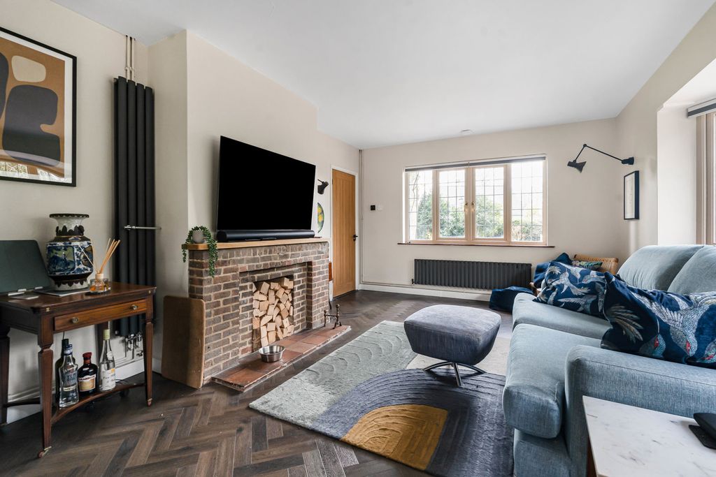 Property photo 3 of 44 Reception Room