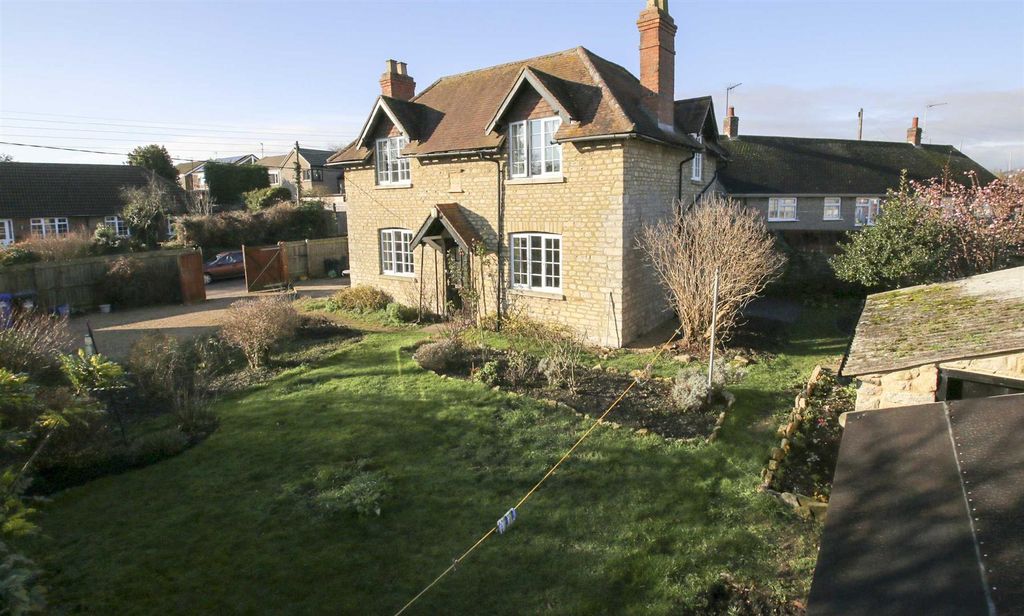 Property photo 1 of 26
