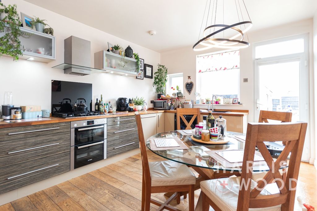 Property photo 2 of 48 4122605