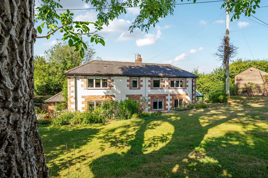 Property photo 1 of 20