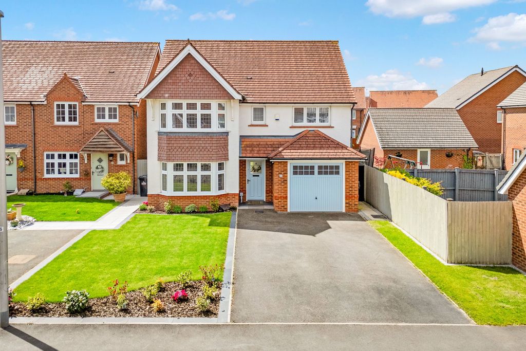 Property photo 1 of 53