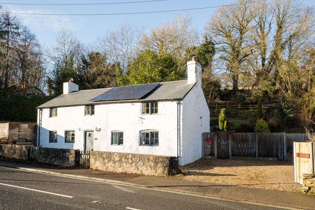 Property photo 1 of 22 Front