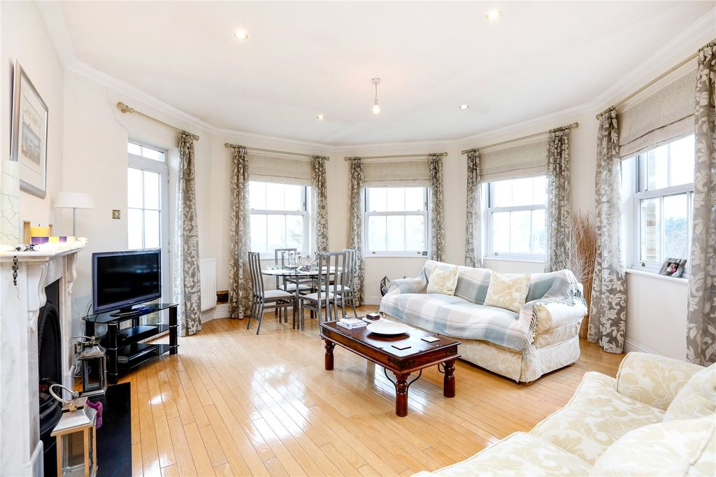 Property photo 3 of 8 Picture No. 04