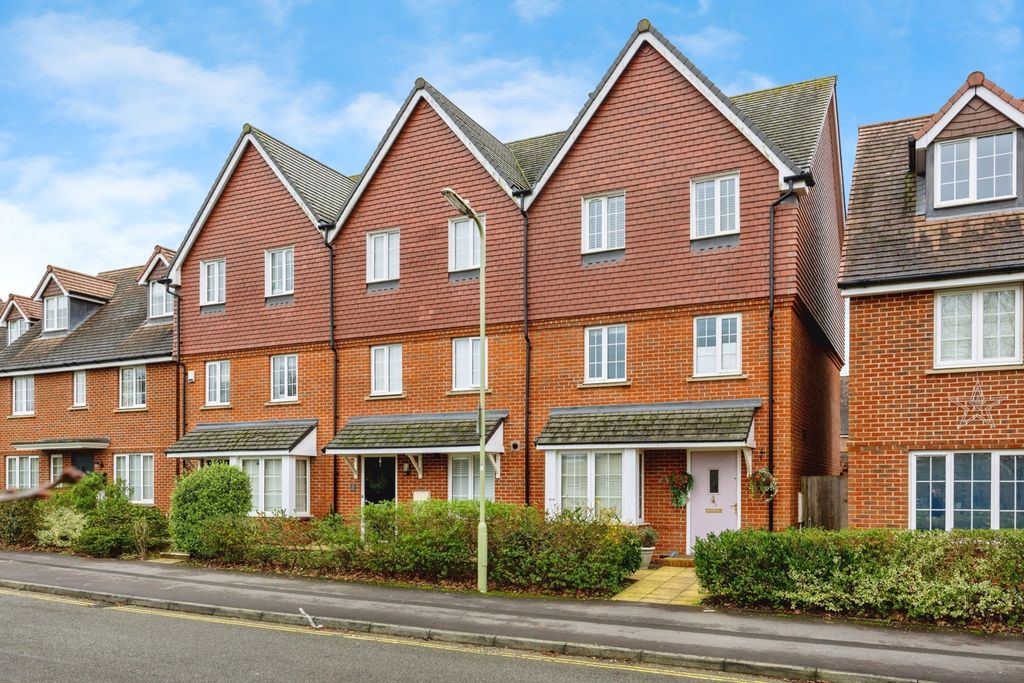 Property photo 1 of 20 Pbox-Img.Jpg