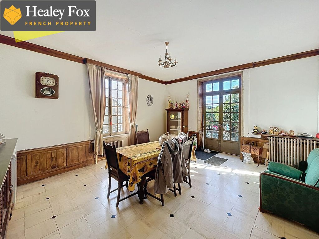 Property photo 2 of 16