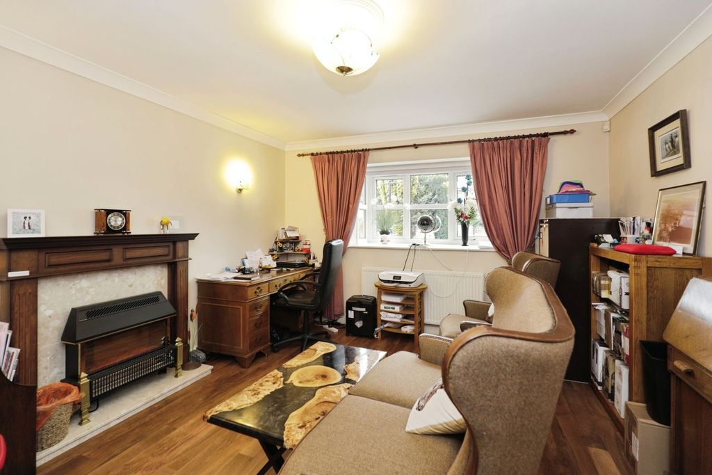 Property photo 3 of 30