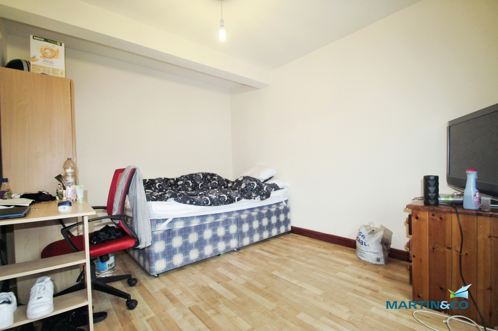 Property photo 3 of 7 Img_9015_1_Original