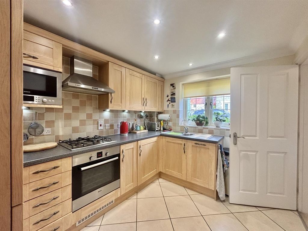 Property photo 2 of 15 Kitchen.Jpg