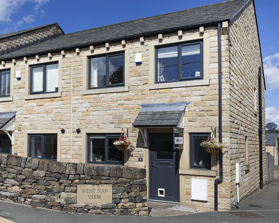 Property photo 1 of 37