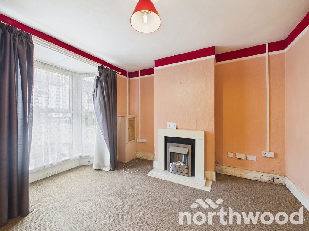 Property photo 3 of 24