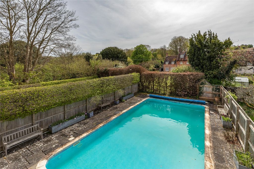 Property photo 2 of 24 Swimming Pool