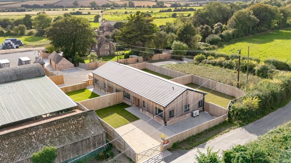 Property photo 1 of 11 Picture No. 38