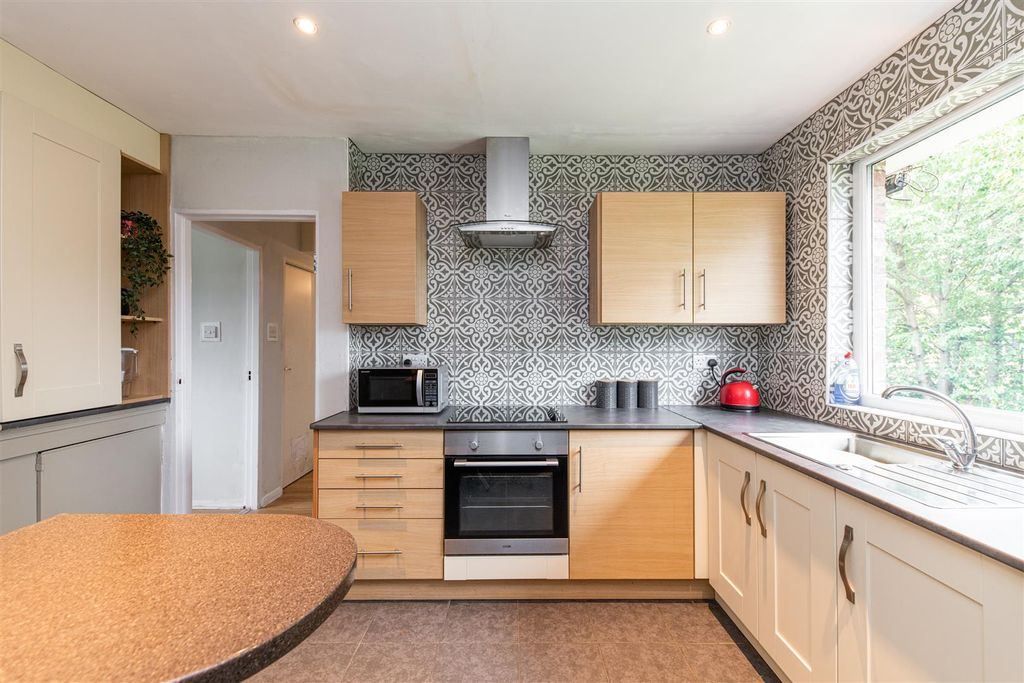Property photo 1 of 12 Edit-1930.Jpg
