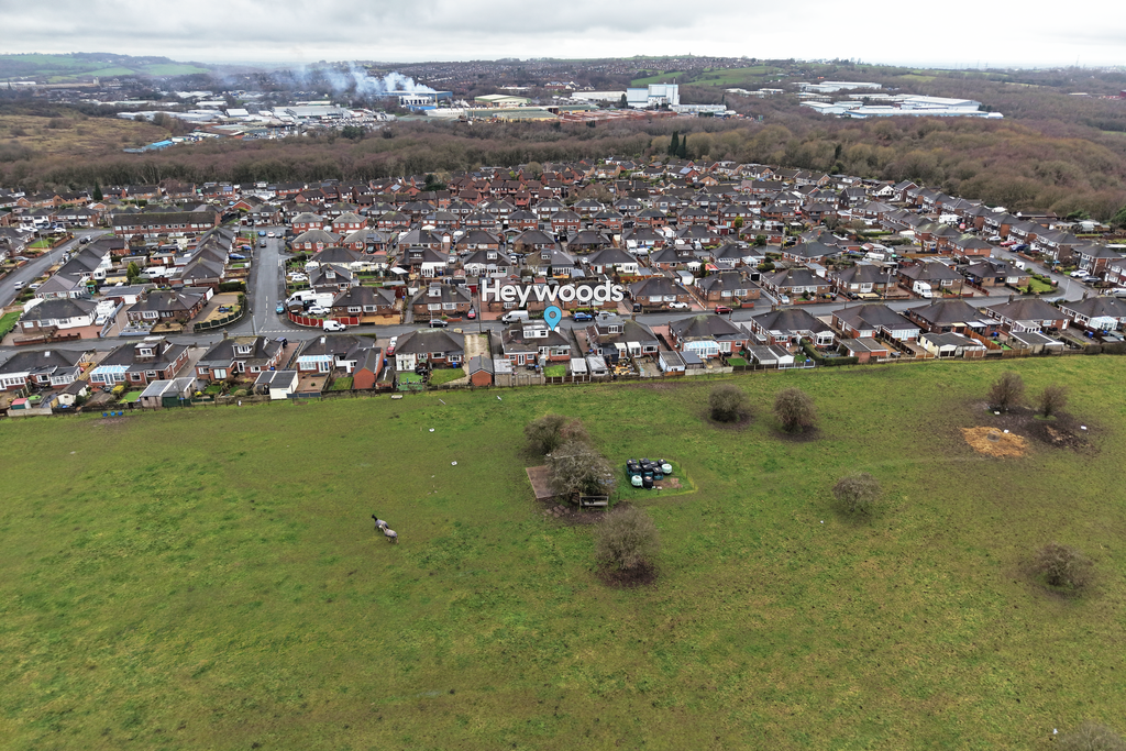 Property photo 2 of 31 Dji_20260113140905_0005_D