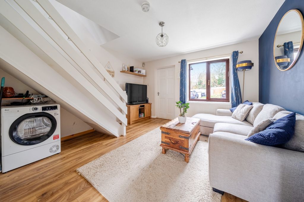 Property photo 3 of 11 1385585-4-692Db62650Fb5-1