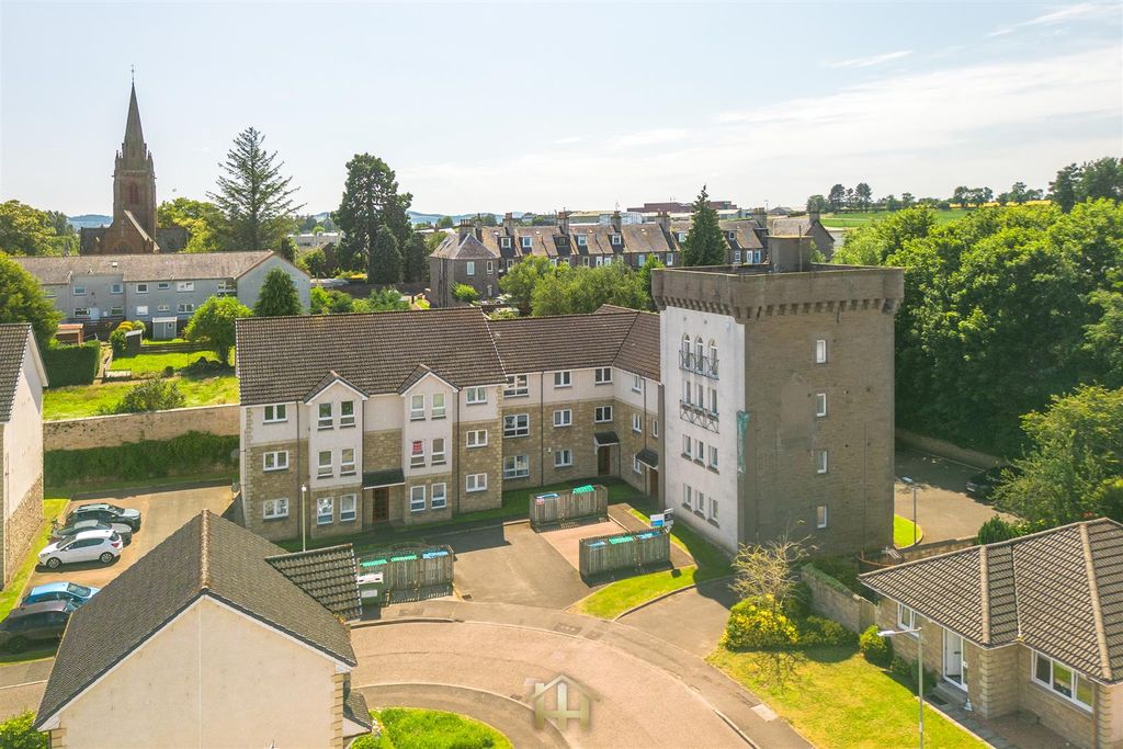 Property photo 1 of 14 10 Alastair Soutar Cres Dd2 5Bn 090826 Edit (18 Of