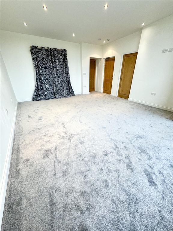 Property photo 3 of 11 3.Jpg